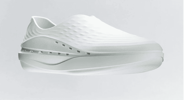 Stand+ professional footwear